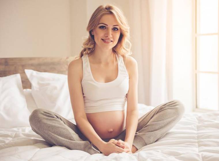 Jakie są przyczyny bezsenności w ciąży? Leki i domowe sposoby na bezsenne noce w ciąży