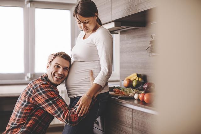 Ból jajników na początku ciąży – przyczyny, zagrożenia, rokowania