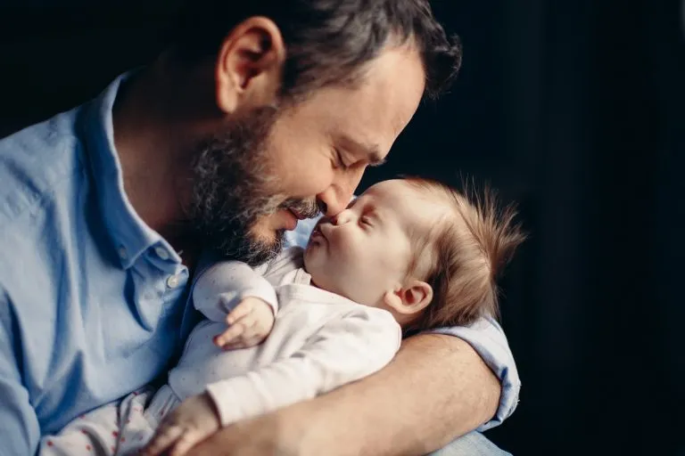 Jak przyszły tata może przygotować się do porodu?