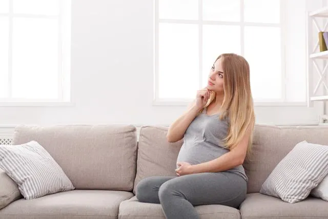Stretch marks in pregnancy - why and when do they appear, how to prevent and treat them?