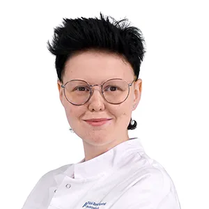 Monika_Warno_kwadrat_na_strone